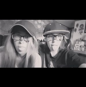 Meet your Posher, Jj